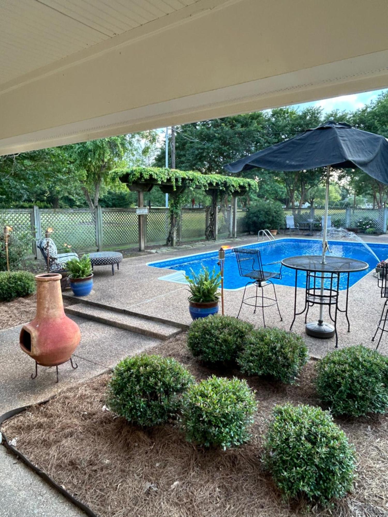 Hotel Pool House Clarksdale Esterno foto